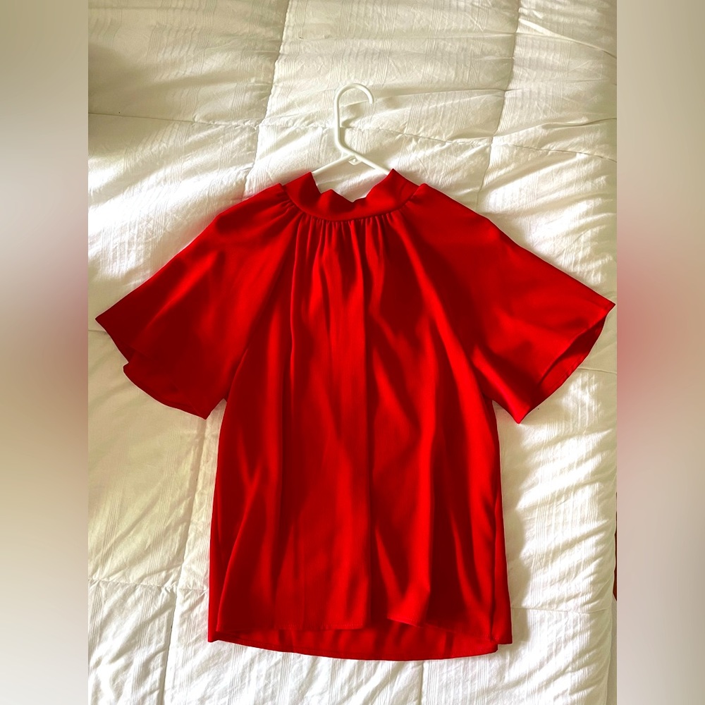 Red short sleeve top NWT’s